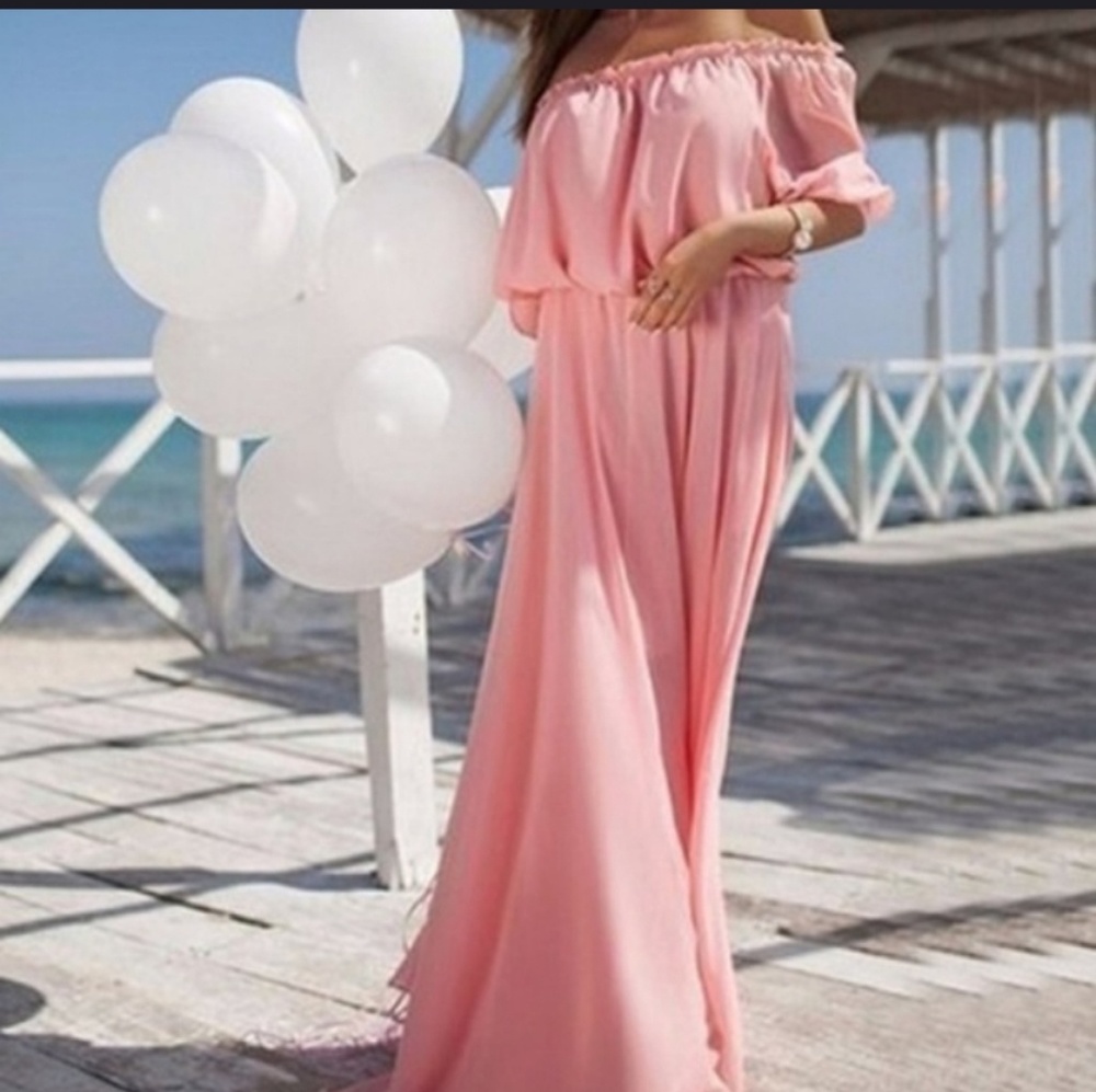 NWOT♥️ PINK CHIFFON MAXI DRESS